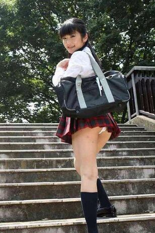 uncensored japanese schoolgirl