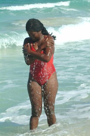 wifey bare at the beach